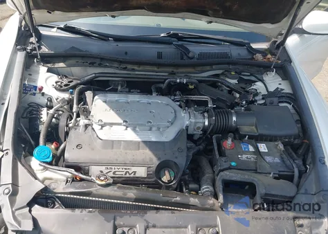 2008 Honda Accord 3.5 Ex-L from USA, damaged, VIN 1HGCP36808A041341